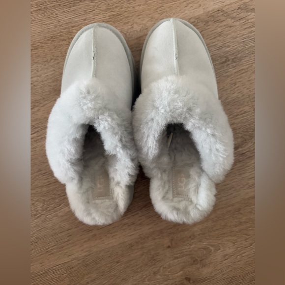 UGG Women’s Disquette Goose - Picture 5 of 6